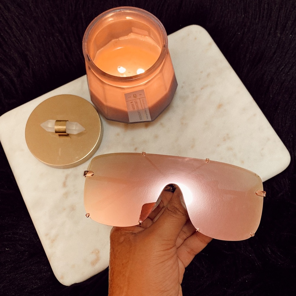 ✨ REFLECTIVE FLAT TOP SUNGLASSES ✨